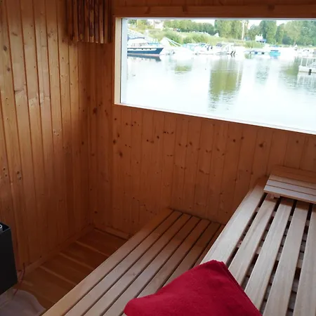 Hafen Oase - 2 Hausboote, 2 Whirlpool, 1 Sauna, Wellness Leverkusen