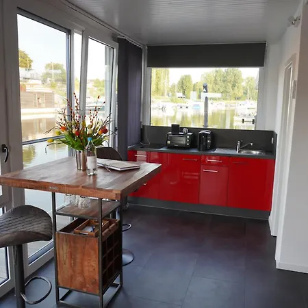 Hafen Oase - 2 Hausboote, 2 Whirlpool, 1 Sauna, Wellness * Leverkusen