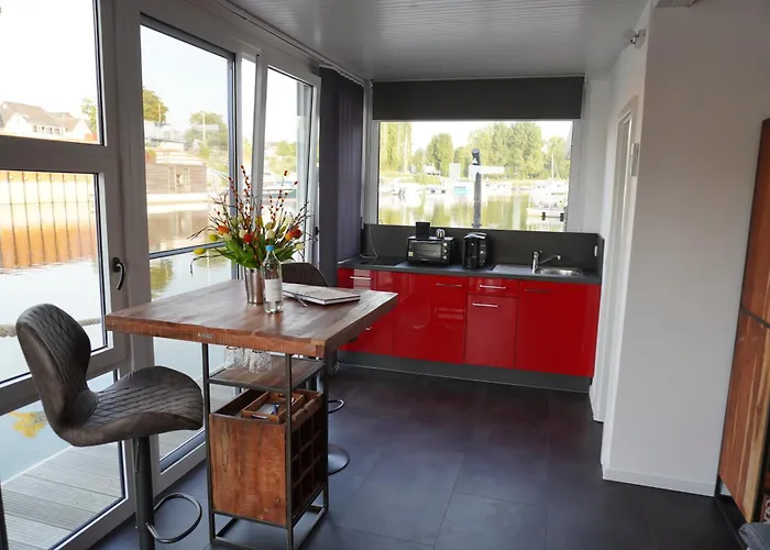 Hafen Oase - 2 Hausboote, 2 Whirlpool, 1 Sauna, Wellness * Леверкузен