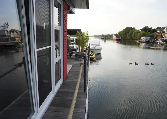 Hafen Oase - 2 Hausboote, 2 Whirlpool, 1 Sauna, Wellness Леверкузен